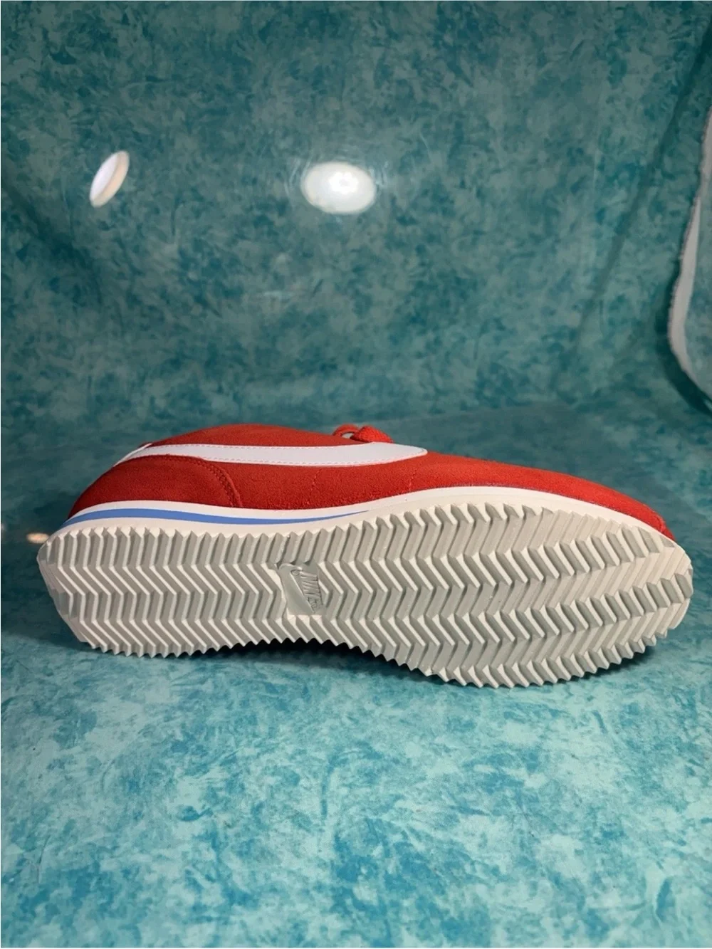 Nike Cortez Women’s Red Suede Retro Low Top Athletic Shoes Sneakers Size 8